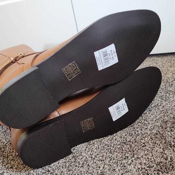 New In Box Riding-style Boots - Picture 5 of 8